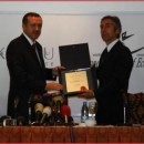 Stefano D’Anna Başbakan Tayyip Erdoğan’a Yönetim Üstadlığı Ödülü takdim etti